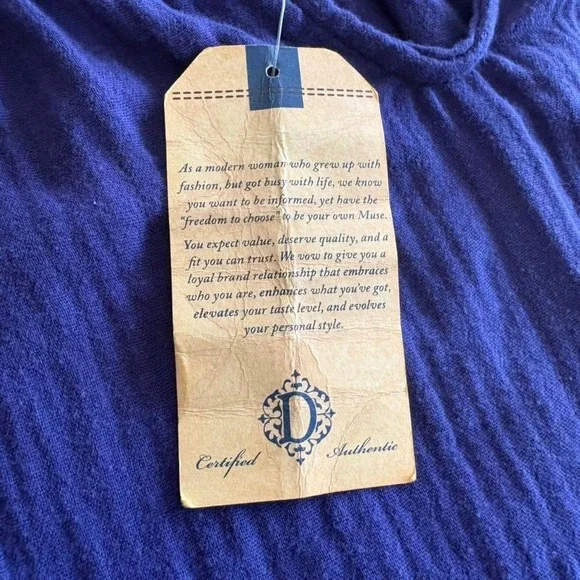 NWT Democracy Blouse XS Blue Crinkle Gauze Embroidered Short Sleeve Smocked - Picture 6 of 11